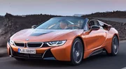 BMW i8 Roadster : la sportive hybride rechargeable tombe enfin le haut
