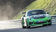 Porsche 911 GT3 RS : 6 min 54 s sur le Nürburgring