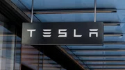 Tesla crée une société en Chine, sur fond d'ouverture de l'industrie automobile