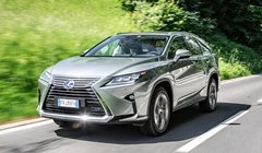 Essai Lexus RX 450hL : rang social