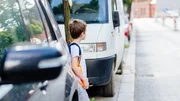 9 conseils pour assurer la sécurité de votre enfant sur le chemin de l'école