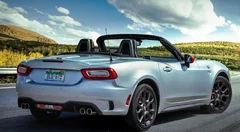 Abarth dévoile quelques nouveautés sur la 124 Spider