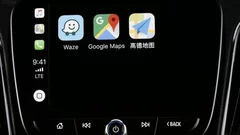 Google Maps et Waze sur Apple CarPlay