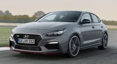 Hyundai i30 Fastback N : révélée lors d'un Rome-Paris un peu spécial