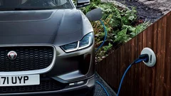Jaguar va-t-il devenir un constructeur exclusif de voitures électriques ?