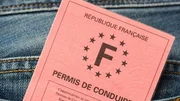 Emmanuel Macron: bientôt une "baisse drastique" du coût du permis de conduire