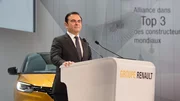 Renault maintient Carlos Ghosn à sa tête, mais un intérim s'organise