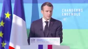 Carburants : Macron veut adapter la hausse des taxes à l'évolution des prix du pétrole