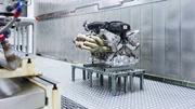 Aston Martin Valkyrie : son V12 révélé dans tous ses détails