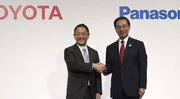 Toyota et Panasonic : ensemble pour des batteries moins chères