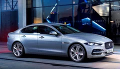Le numérique rend la Jaguar XE plus chaleureuse