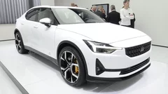 Polestar 2 : la berline électrique se montre à Genève