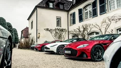 Au volant des coupés Aston Martin