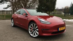 Tesla Model 3 : la version à 35 000 dollars (déjà) retirée du catalogue, ou presque