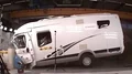 Camping-car : les images impressionnantes de crash-tests