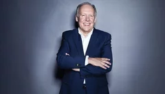 Jaguar annonce le départ de son célèbre chef designer Ian Callum