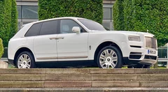 Essai Rolls-Royce Cullinan : Le SUV le plus cher du monde !