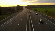 Bientôt 100 km/h sur les autoroutes belges ? VIAS y est favorable !