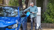 Peugeot mise sur 7 % de ventes de voitures électriques