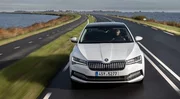 Škoda Superb iV : la Superb s'offre une prise
