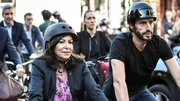 Paris : Anne Hidalgo compte supprimer 60 000 places de stationnement au profit de pistes cyclables