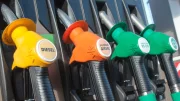 Les prix du carburant au plus bas depuis un an