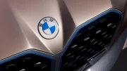 BMW dévoile un nouveau logo