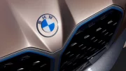 BMW s'offre un tout nouveau logo