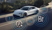 La Porsche Taycan 2021 peut accélérer plus fort et charger moins vite