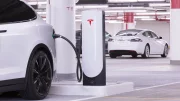 Tesla fait grimper le prix de la charge sur ses Superchargers
