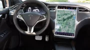 Tesla Model S et X. Garantie étendue pour les pannes d'écran tactile