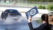 Le Porsche Taycan entre dans le Livre Guinness des records