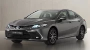 Toyota Camry (2021) : Un restylage avec un faux air de Lexus ?