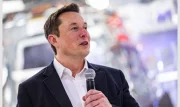 Elon Musk offre un chèque de 100 millions de dollars à qui éradiquera le CO2
