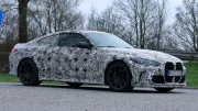 Future BMW M4 CSL : la sportive allemande aperçue sous camouflage !