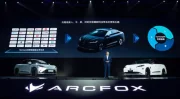Huawei dévoile sa première voiture électrique, l'Arcfox Alpha S
