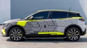 Renault Megane 5 E-Tech Electric 2022 : La future Megane électrique prend la route camouflée