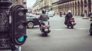 Paris : pourquoi le stationnement devient payant pour les motos et scooters en 2022