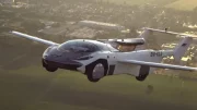 La voiture volante AirCar vient d'effectuer un trajet de 100 km