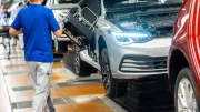Le PDG de VW s'appuie sur l'exemple Tesla pour justifier les suppressions d'emplois
