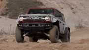 Le futur Ford Bronco Raptor s'entraîne déjà dans le sable