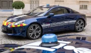 La Gendarmerie à ses nouvelles voitures d'intervention rapide