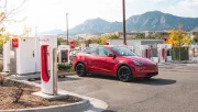 Il ne faut plus que 8 jours à Tesla pour construire des Superchargeurs !
