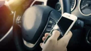 Un automobiliste sur cinq utilise son téléphone au volant