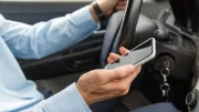Sécurité routière au travail: les salariés toujours accros au téléphone