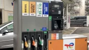 Le gouvernement prolonge la remise de 18 centimes sur le carburant