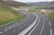 Une nouvelle loi autorise la vitesse libre sur les autoroutes à 3 voies