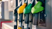 Pourquoi les prix des carburants flambent à nouveau ?