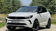 Essai Opel Grandland Hybrid 225 ch (2022) : l'électrique réussit à l'éclair