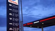 Total baisse ses prix...par peur d'une taxe sur les superprofits du carburant ?